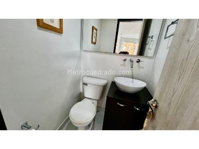 Apartamento de 3 alcobas en venta en Santa María De Los Ángeles, Medellín, 194 m² · foto 13 de 19