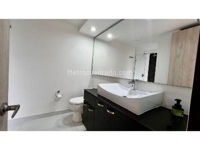 Apartamento de 3 alcobas en venta en Santa María De Los Ángeles, Medellín, 194 m² · foto 14 de 19