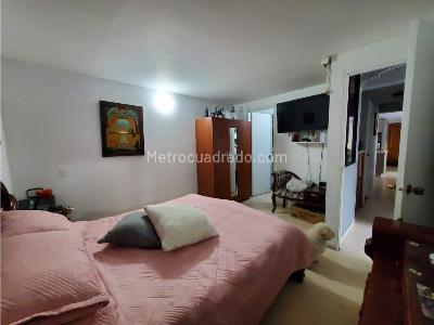 Apartamento en venta en Loma Del Indio, Medellín · foto 5 de 13