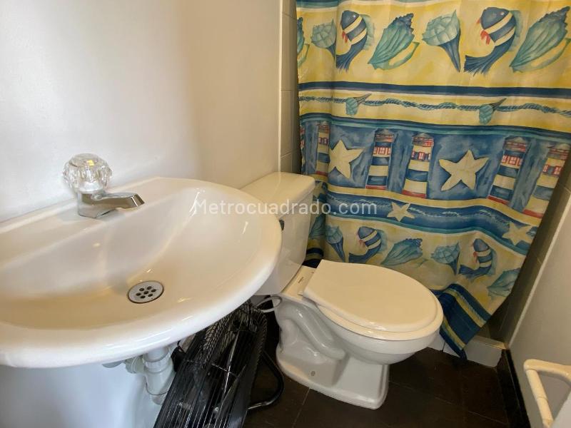 Apartamento de Lujo Amoblado de 2 Alcobas con Balcón en Alejandría - 7