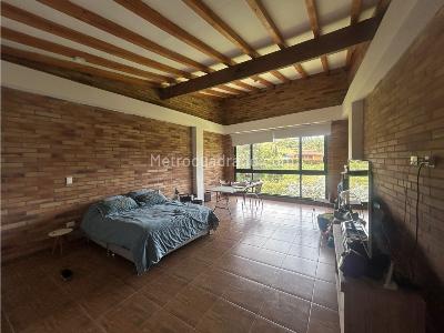 Casa de 5 alcobas en venta en Corredor San Antonio, Rionegro, 450 m² · foto 11 de 20