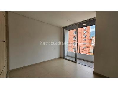 Apartamento de 3 alcobas en venta en Prado, Bello, 90 m² · foto 9 de 15