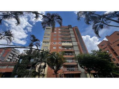 Apartamento de 3 alcobas en venta en Laureles, Medellín, 130 m² · foto 14 de 14