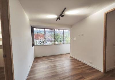 Apartamento de 3 alcobas en arriendo en Laureles Medellin, Medellín, 105 m² · foto 4 de 16