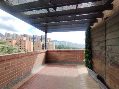 Apartamento de 3 alcobas en arriendo en La Frontera Campestre, Medellín, 162 m² · foto 2 de 20