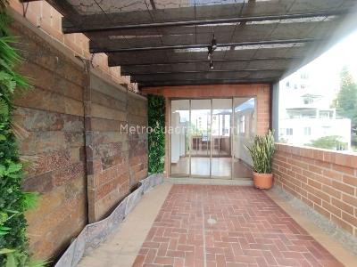 Apartamento de 3 alcobas en arriendo en La Frontera Campestre, Medellín, 162 m² · foto 3 de 20
