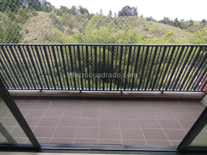 Apartamento en Arriendo, Barro Blanco Rio Negro, Rionegro - 3