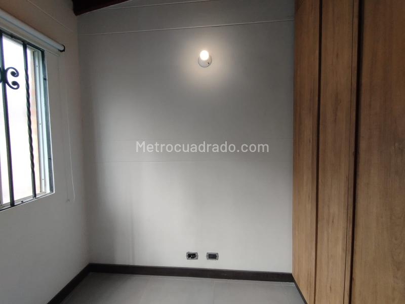 Casa en Arriendo, Loma Del Escobero Envigado, Envigado - 2