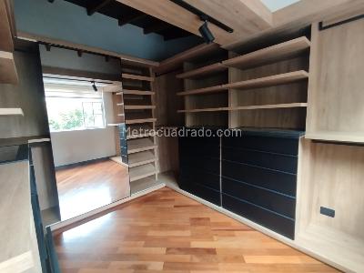Casa de 3 alcobas en arriendo en Loma Del Escobero Envigado, Envigado, 310 m² · foto 17 de 20