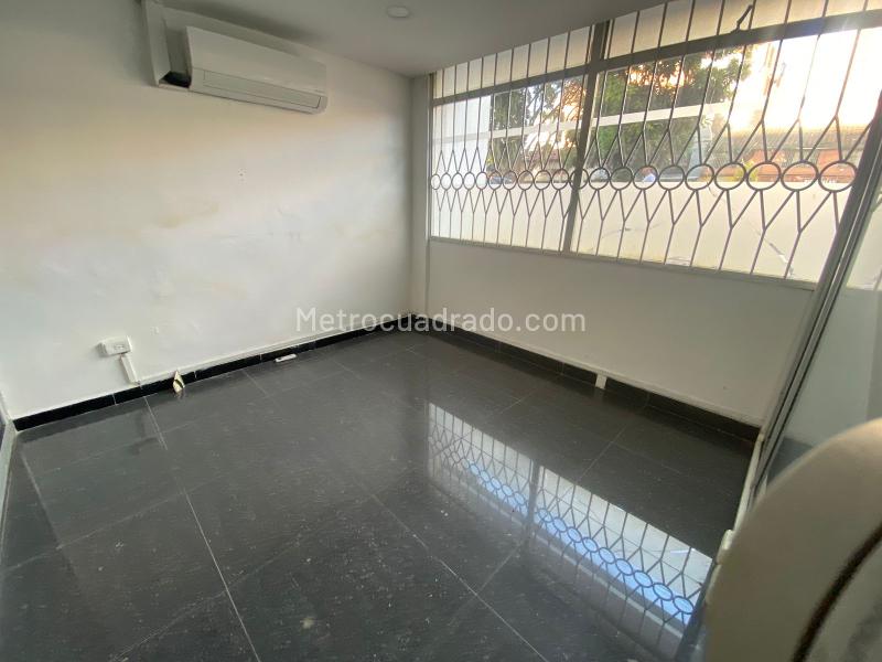 Local Comercial en Arriendo, La Floresta, Medellín - Vista 3