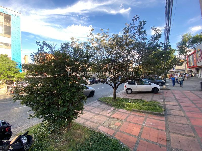 Local Comercial en Arriendo, La Floresta, Medellín - Más