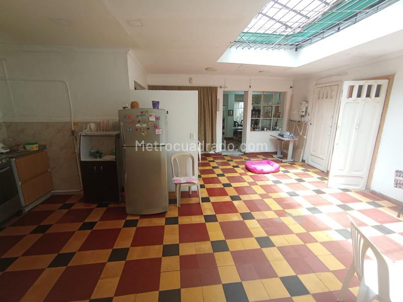 Spacious 5BR House for Rent in Prado Medellin