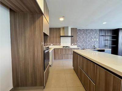 Apartamento en venta en Loma De Las Brujas, Envigado · foto 4 de 20