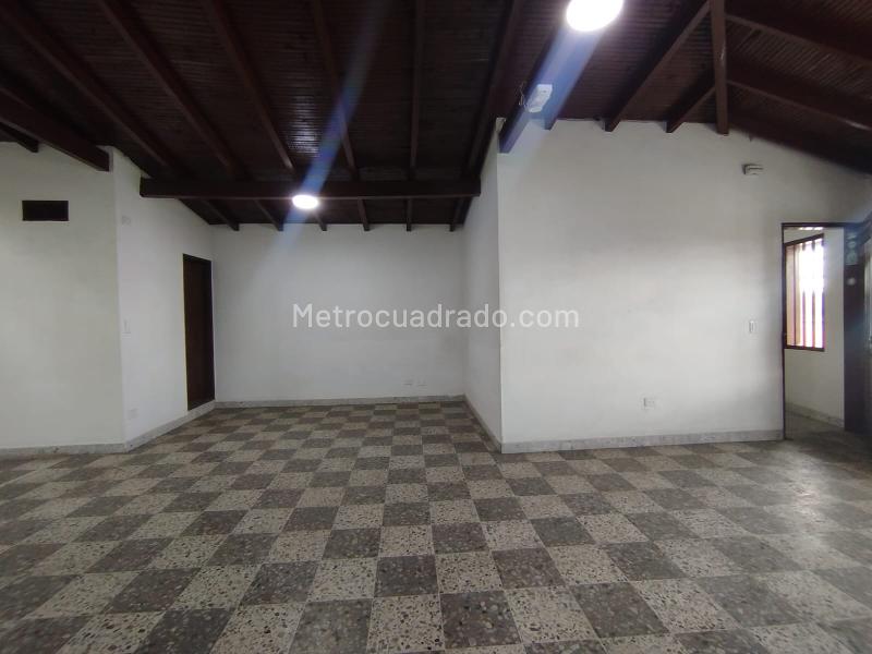 Casa Comercial Moderna en Arriendo en El Tránsito, Rionegro - 3