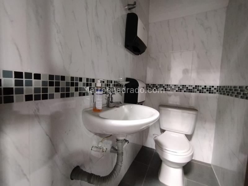 Casa Comercial Moderna en Arriendo en El Tránsito, Rionegro - 4