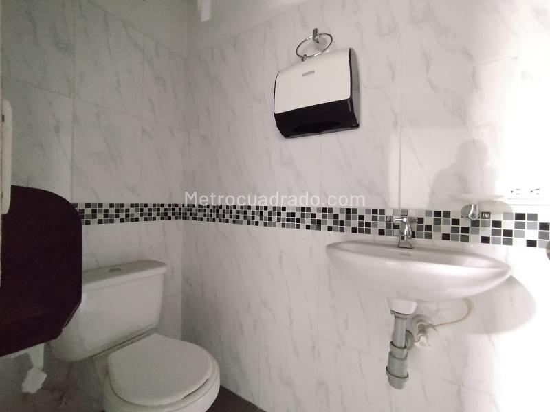 Casa Comercial Moderna en Arriendo en El Tránsito, Rionegro - 5