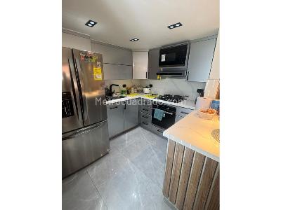 Apartamento de 3 alcobas en venta en El Trapiche, Bello, 75 m² · foto 5 de 15