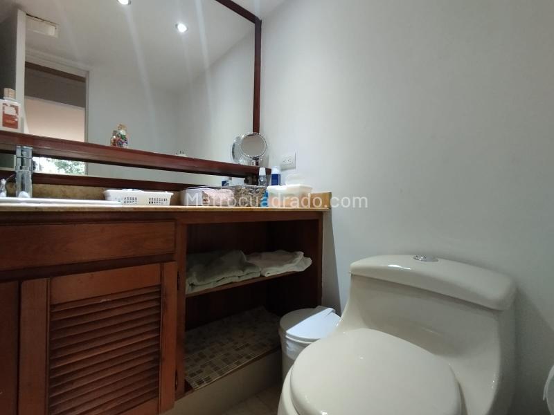 Spacious 3BR Apartment in Patio Bonito - 5