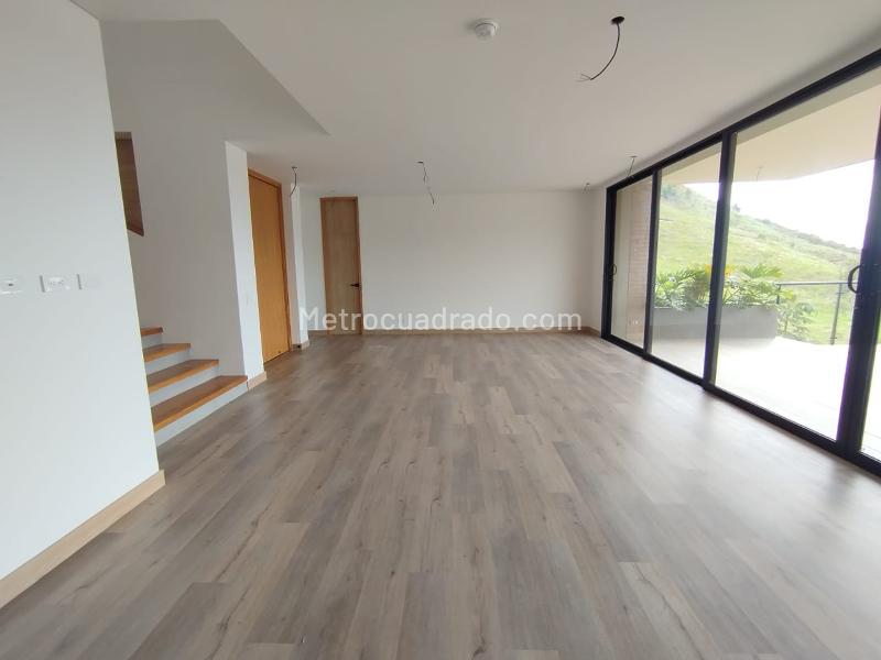 3BR House in Sajonia (328 m²) - 2