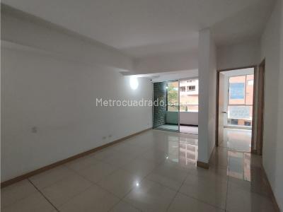 Apartamento de 3 alcobas en venta en Aves Maria, Sabaneta, 78 m² · foto 2 de 11