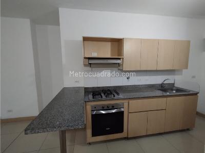 Apartamento de 3 alcobas en venta en Aves Maria, Sabaneta, 78 m² · foto 3 de 11