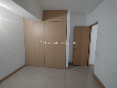 Apartamento de 3 alcobas en venta en Aves Maria, Sabaneta, 78 m² · foto 4 de 11