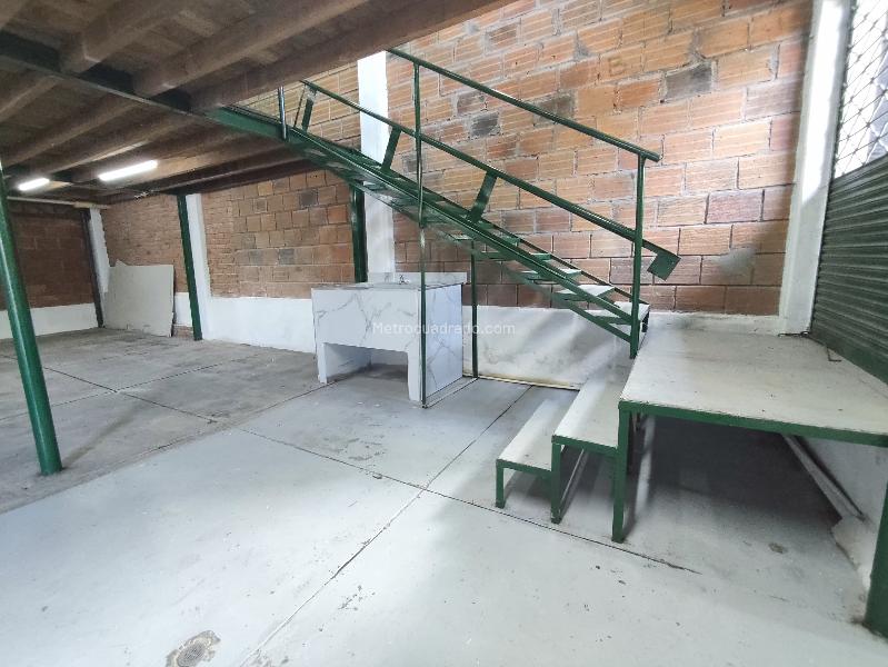 Bodega en Arriendo, Av Sur, Pereira - Más