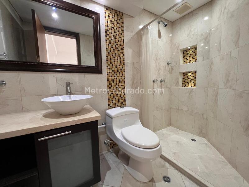 Casa Comercial para Vivir y Emprender en Florida Nueva - 3