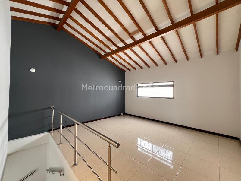 Casa Comercial para Vivir y Emprender en Florida Nueva - 7