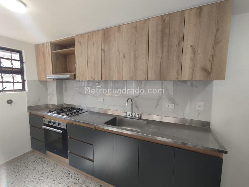Apartamento de 3 Alcobas en La Floresta