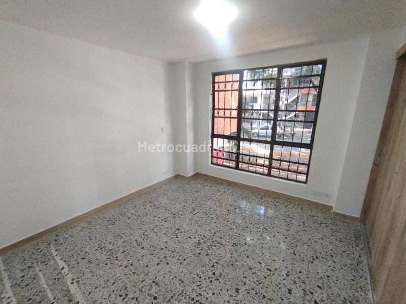 Apartamento de 3 Alcobas en La Floresta - 8