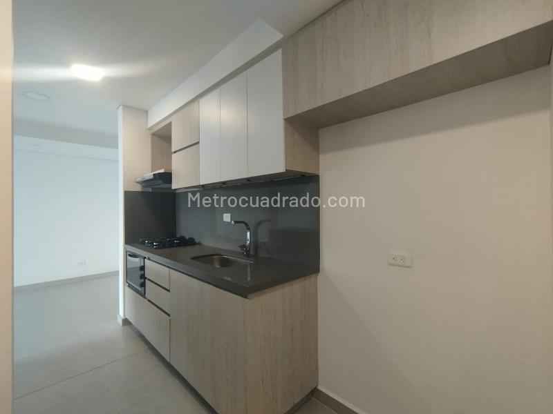 Apartamento moderno de 2 habitaciones en arriendo en El Portal - 2