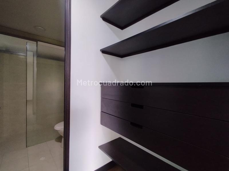 Apartamento Tipo Estudio Estiloso en La Florida El Poblado - 9