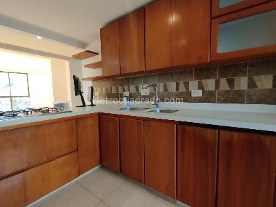 Apartamento de 3 alcobas en arriendo en Loma De Los Parra, Medellín, 200 m² · foto 10 de 20