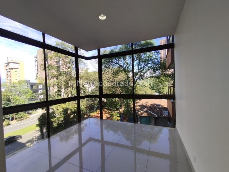 Modern 3BR Apartment in Loma De Los Parra - 2