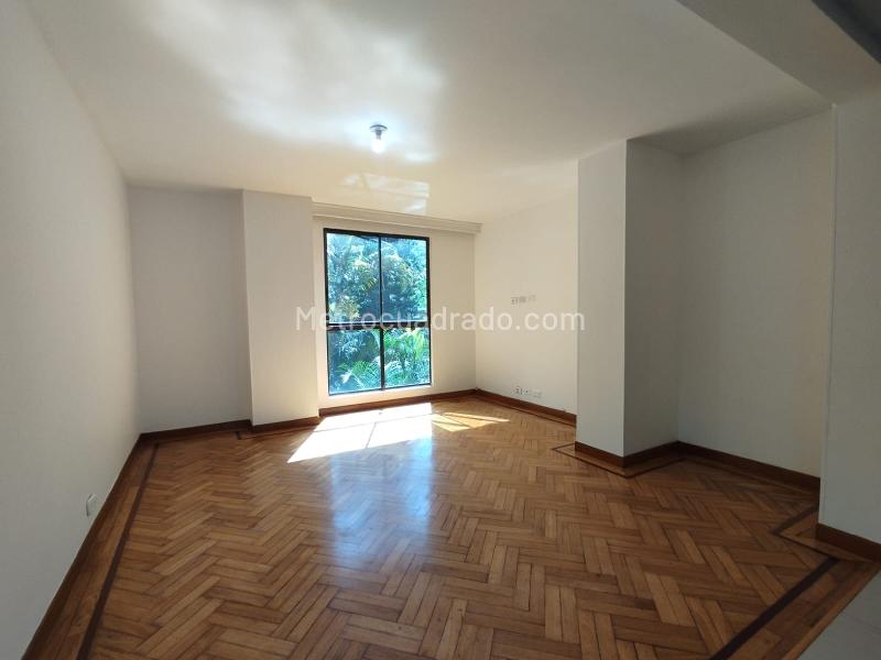 Modern 3BR Apartment in Loma De Los Parra - 6