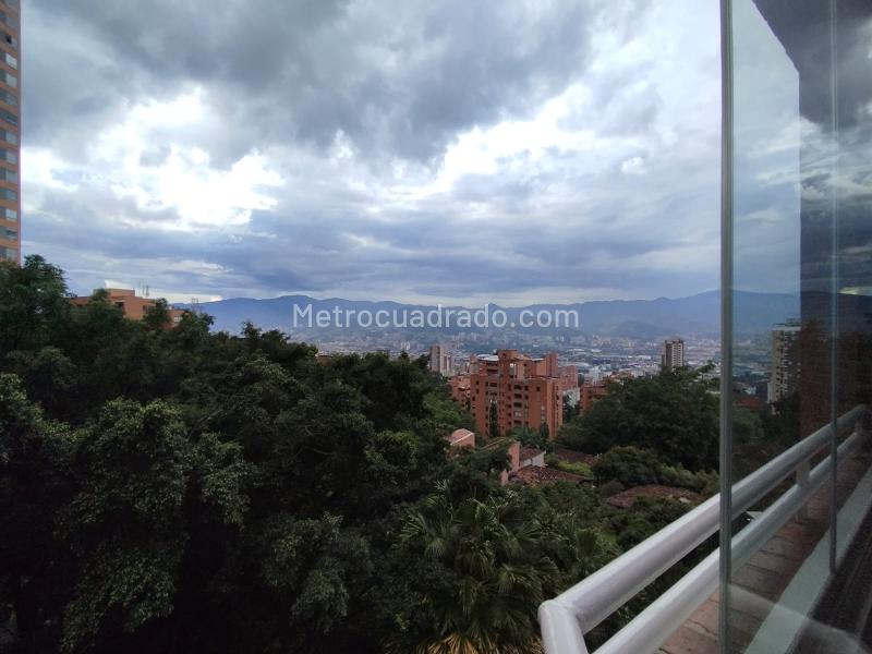 Apartamento Moderno de 3 Alcobas en El Tesoro - 3