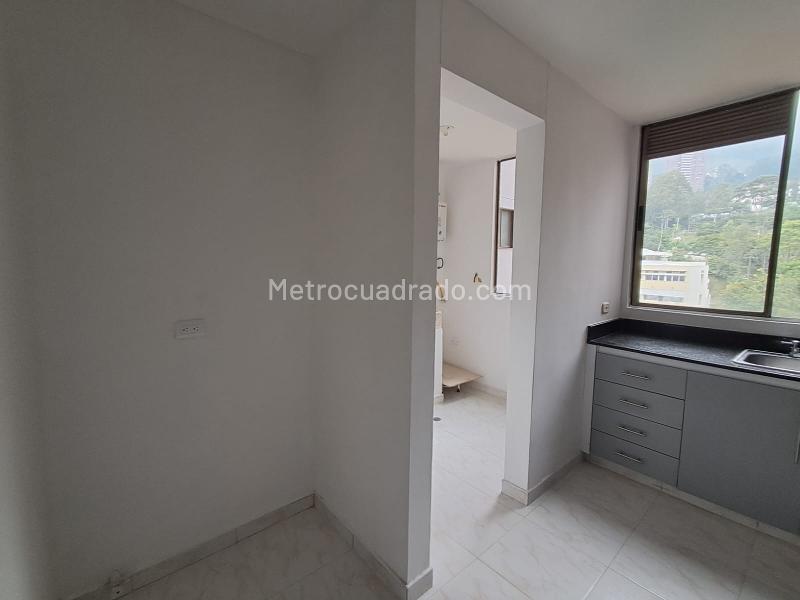 3BR Apartment in Altos Del Poblado - 4