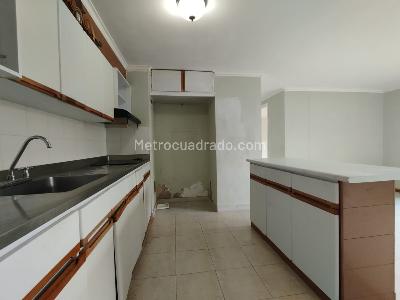 Apartamento de 2 alcobas en arriendo en Santa Maria De Los Angeles, Medellín, 70 m² · foto 9 de 13