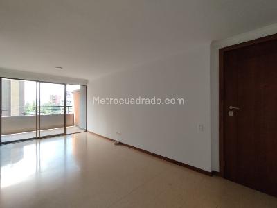 Apartamento en arriendo en El Tesoro, Medellín · foto 4 de 20