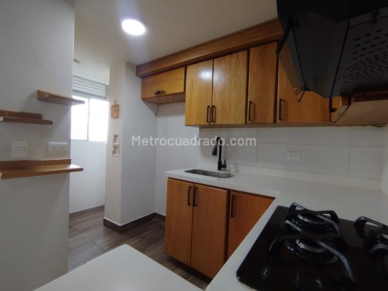 Apartamento en Arriendo, Fontibon, Rionegro - 2