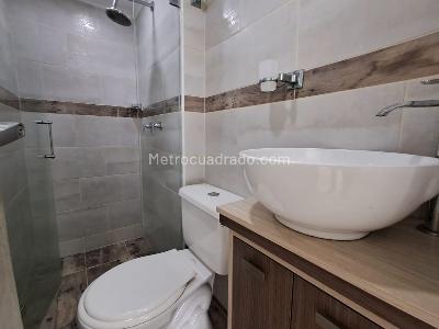 Apartamento de 2 alcobas en arriendo en Suramerica Itagui, Itagüí, 58 m² · foto 9 de 13