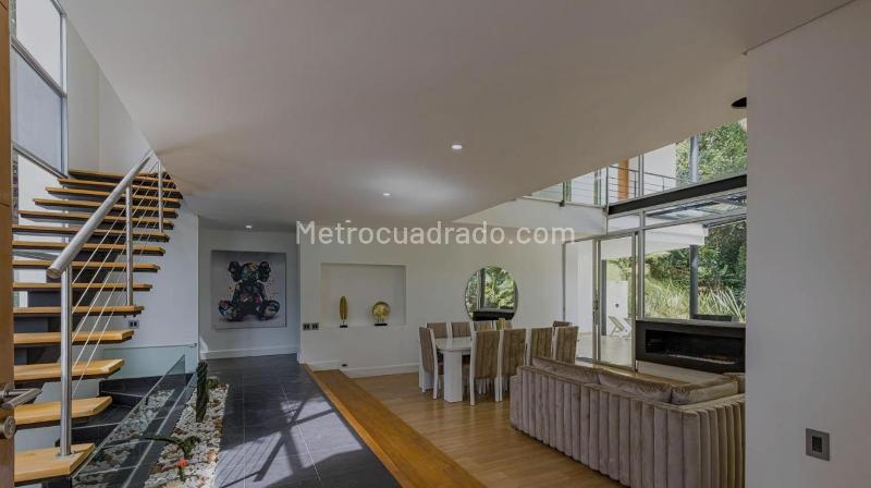 Majestic 5BR House in Altos Del Poblado - 6