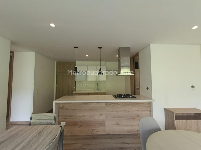 2BR Apartment in El Retiro (75 m²) - 2