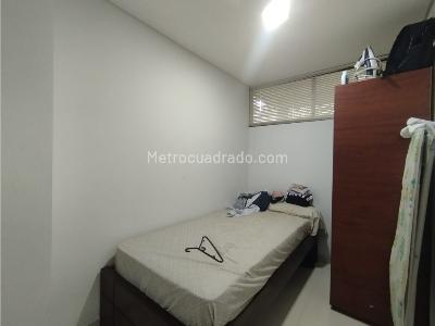 Casa de 4 alcobas en venta en Loma Del Escobero, Envigado, 345 m² · foto 14 de 20