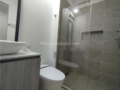 Casa de 4 alcobas en venta en Loma Del Escobero, Envigado, 345 m² · foto 19 de 20