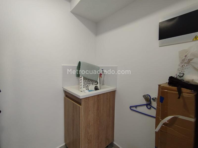 2BR Apartment in San Antonio De Pereira (52 m²) - 2