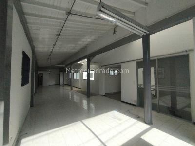 Casa de 1 alcoba en venta en Patio Bonito, Medellín, 490 m² · foto 15 de 20