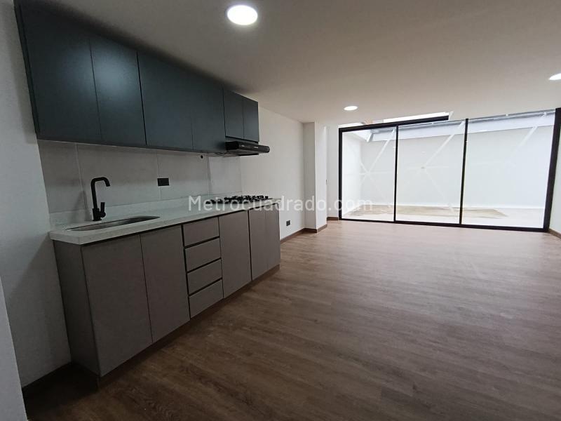 2BR Apartment for Rent in Simon Bolívar Medellín with Terrace - 2