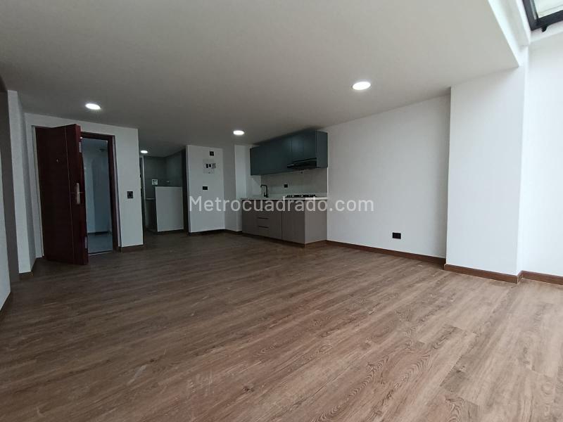 2BR Apartment for Rent in Simon Bolívar Medellín with Terrace - 3